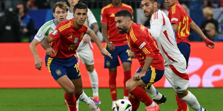 Sportske novosti – Zvijezda Španjolske ‘dogovara’ Realu posao koji bi odjeknuo svijetom: ‘Svakodnevno ga nagovaram da dođe’