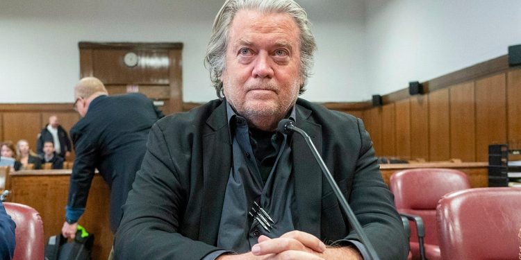 Steveu Bannonu je istekao rok za prijavu u zatvor zbog nepoštivanja Kongresa