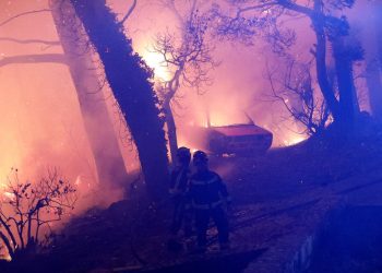 Sva tri požara pod kontrolom: Vatrogasci su i dalje na terenu, situacija se popravlja