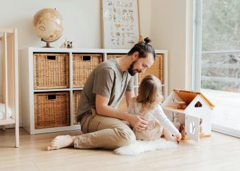 Svećenik prozvao današnje očeve: ‘Ovo je najveći izazov očeva’