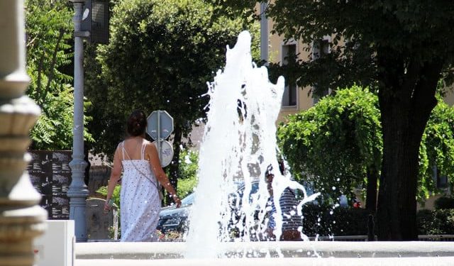 TOPLINSKI VAL JOŠ MALO TRAJE Poznato kada stiže promjena vremena uz jake oluje