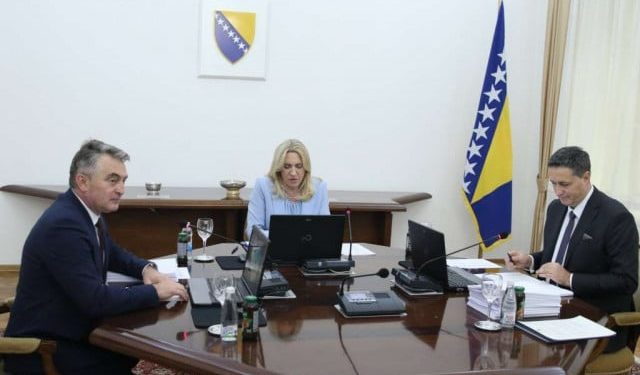 TROČLANI TROŠKOVI Predsjedništvo BiH potrošilo oko 10 milijuna KM, kupovali se automobili, laptopi, putovalo se…