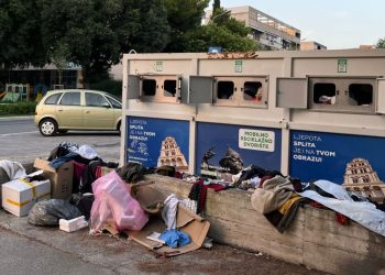 TULIPAN IZ OSIGURANJA U potrazi za kratkim gaćama s mrežicom, prave boje, da se može prodati stranoj mlađariji ili s njima na festival