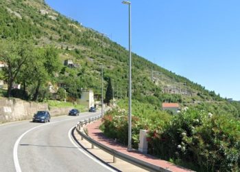 Taksist mortus pijan vozio putnike na aerodrom, uhićen je