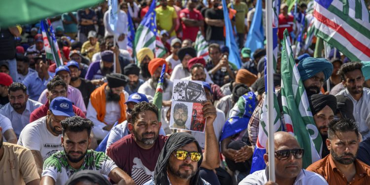 Talijanska policija spasila indijske ‘robove s farme’ — RT India