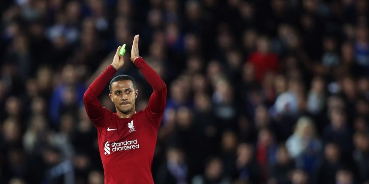 Thiago Alcantara, službenik za umirovljenje na društvenim mrežama: “Vidimo se uskoro”