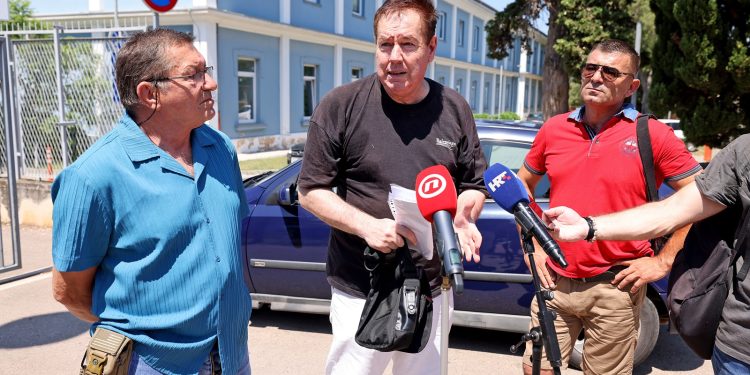 ‘DUBOKI PRIMITIVIZAM’ Novi sindikat kaže da im nema druge nego gradonačelnika Benkovca izazvati na dvoboj | NACIONAL.HR