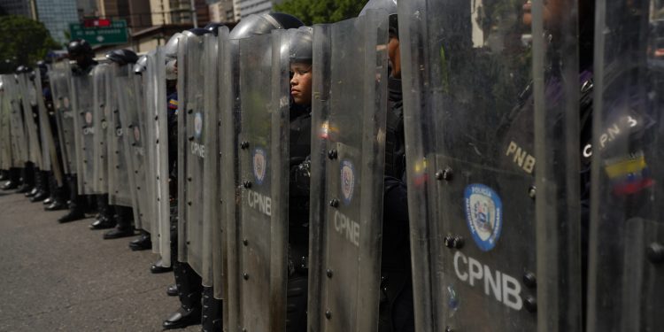 Trese se u američkom susjedstvu: Pristižu reakcije iz SAD-a i Rusije na sporne izborne rezultate