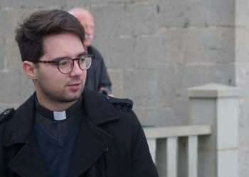 Tri brata Pudar iz Velića odlučila su se zarediti. Jedan od njih sutra ima mladu misu