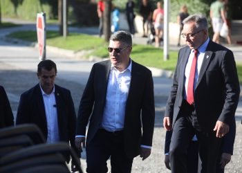 Tri scenarija za vruću političku jesen koja će uzdrmati scenu: Jedna će stranka možda nestati