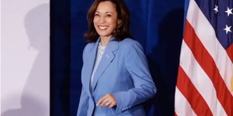 Trump ju je vrijeđao, nazvao ‘udarenom’: Tko je Kamala Harris, žena koju Biden vidi kao nasljednicu