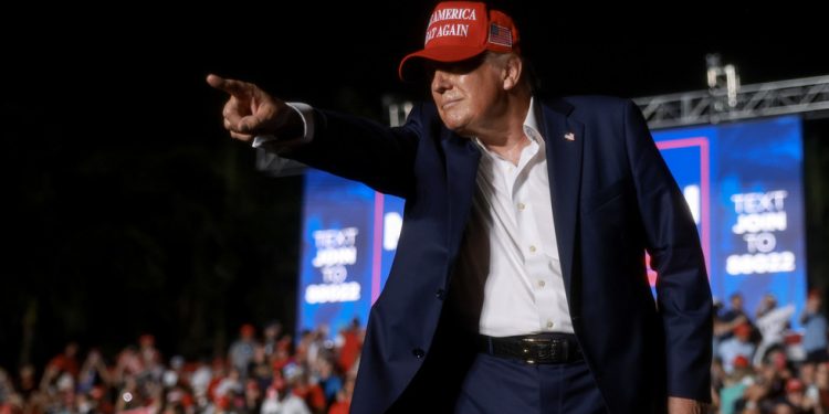 Trump postavlja novi izazov Bidenu — RT World News