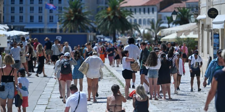 Turisti na Facebooku opleli po Hrvatskoj: ‘Kad sam stigao, bio sam šokiran, neću se tako skoro vraćati’