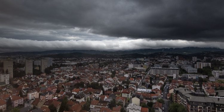 U Hrvatsku stiže drastična promjena, prijeti i nevrijeme: Zabilježen novi neugodan ekstrem
