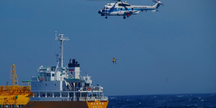 U Japanu žena spašena 37 sati nakon što ju je odnijelo more