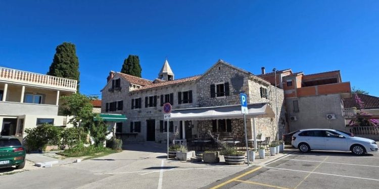 U Sukošanu napadnut liječnik koji je nakon toga otvorio bolovanje pa mjesto ostalo bez doktora