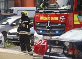 U blizini Doma sportova buknuo požar, vatrogasci iznosili plinske boce: ‘Tamo ima i ulja i masti’