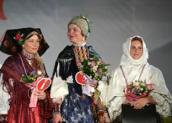 U najljepšem ruhu Ivana Harnoš, Gordana Doko, Hrvoje Levaković