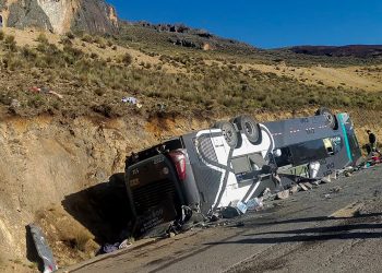 U nesreći autobusa na popularnom turističkom mjestu u planinskom području poginulo 25 osoba, istraga u tijeku