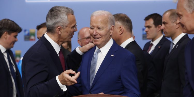 Ukrajincima draže streljivo nego članstvo u NATO savezu