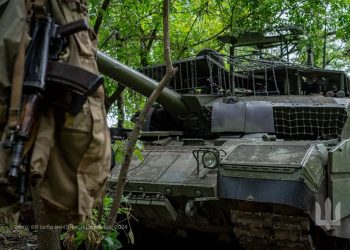 Ukrajinska vojska preuzela napredni ruski T-90M tenk