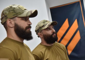 Ukrajinski rebrendirani neonacisti zadivili su zapadni tisak na turneji — RT World News