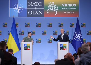 Ukrajinu treba upozoriti da je ‘previše korumpirana’ za NATO – Telegraph — RT Rusija i bivši Sovjetski Savez