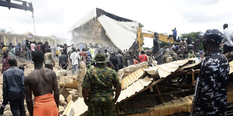 Urušavanje školske zgrade ubilo 22 u Nigeriji — RT Africa