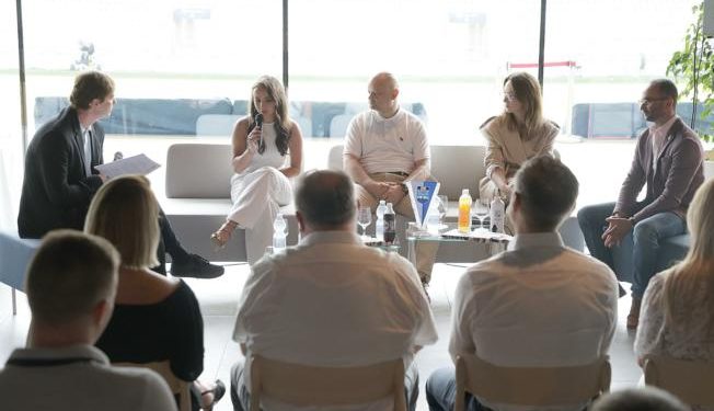 Uspješni poduzetnici poručili osmašima: Vjerujte u sebe