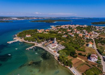 Usred sezone fekalije ušle u more na popularnom odredištu: ‘Ljudi su u panici, nije prvi put’