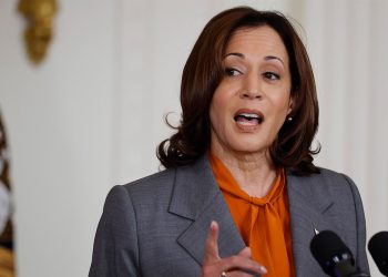 Utrka za definiranje Kamale Harris, budući da je Pelosi podupire, a nema izazivača