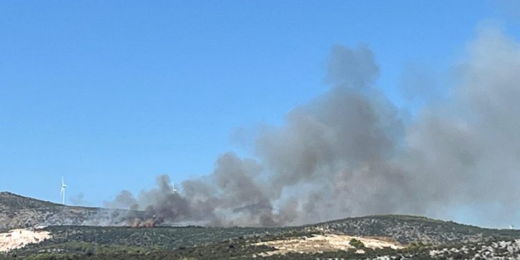 VIDEO Ima li kraja? Veliki požar izbio kod Trogira