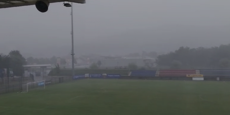 VIDEO: Ništa od utakmice Dinama i velikana Turske! Pogledajte ‘oluju svih oluja‘ i kaos u Sloveniji