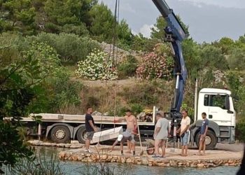 VIDEO “UŽAS I BETONSKI BLOKOVI” Nastavlja se jeziva devastacija uvale kod Tisnog