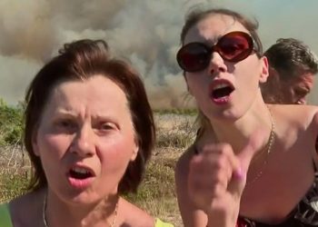 VIDEO Žene s požarišta kod Skradina: Ni prstom da maknu, nema dovoljno vatrogasaca