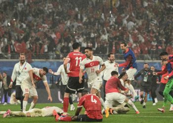 VIDEO ‘Mister 59‘ odveo Tursku u četvrtfinale, Austrijanci u posljednjoj sekundi zapucali teški zicer