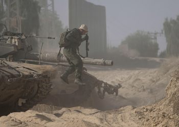 Vatra na granici između Izraela i Hezbollaha se nastavlja dok se delegati pripremaju posredovati u primirju s Hamasom