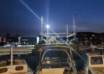 Vela Luka se priprema za koncert u čast Olivera Dragojevića