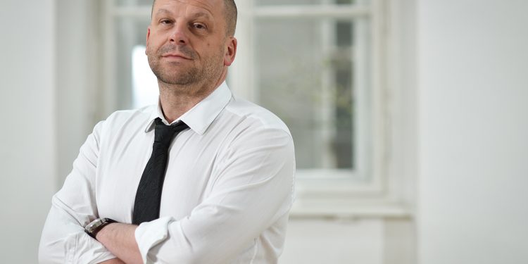 ZDRAVSTVENI TIGAR OD PAPIRA Nekad smo razvijali nove lijekove, danas ih ne plaćamo | NACIONAL.HR