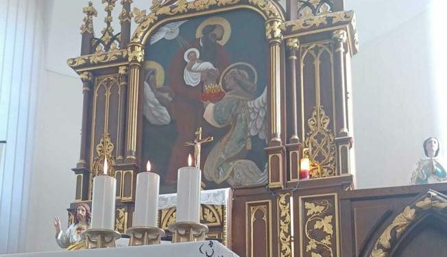 Vlč. Vuksanović slavi mladu misu