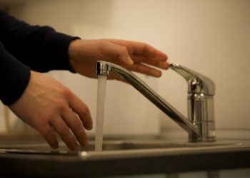 Voda za piće u Europi puna ‘vječnih kemikalija’: ‘Zauvijek ostaju u ljudskom organizmu’