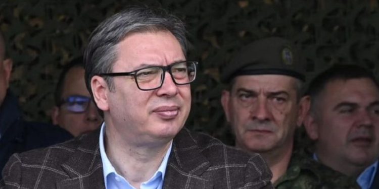 Vučić se oglasio o albanskim dronovima: ‘Da je neko drugo vrijeme, ne bi se dugo zadržali’