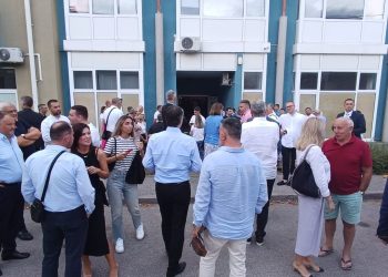 ‘KREMA’ NA OKUPU HDZ u Prečkom predstavlja program kandidata Plenkovićeva tima. Jedini se kandidirao na stranačkim izborima | NACIONAL.HR