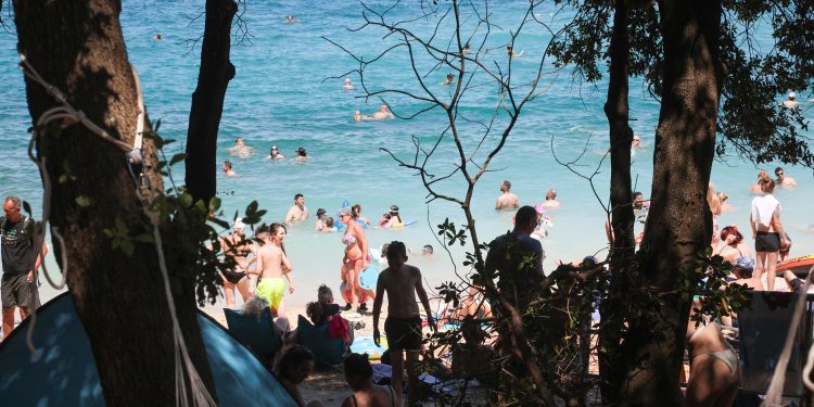 Zagorska čistačica izvan sebe ponašanjem na plaži: ‘Grozota, u toplicama toga niko ne dela’