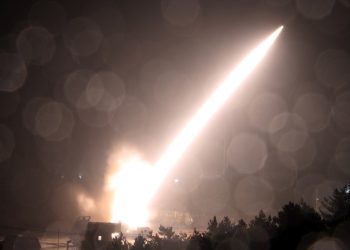 Zapad blizu dopuštanja napada duboko u Rusiji – pomoćnik Zelenskog — RT Rusija i bivši Sovjetski Savez