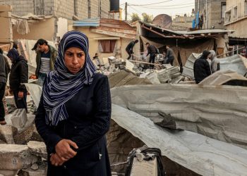 Zašto je stotinama tisuća dopušteno da umru — RT World News