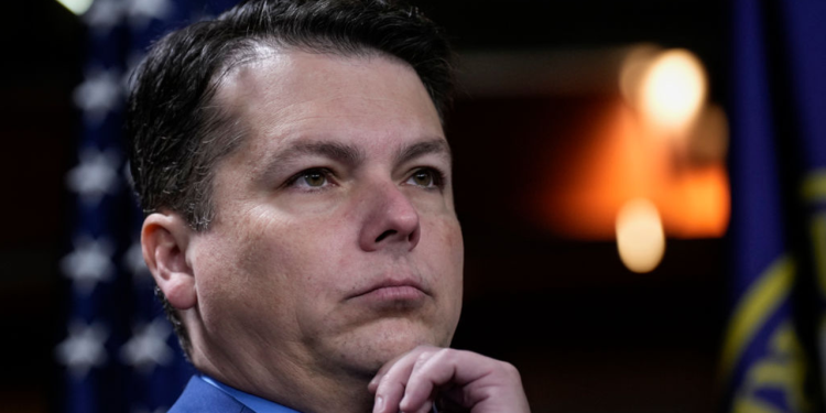 Zastupnik Boyle postaje prvi predstavnik DM koji je pozvao direktora Tajne službe da podnese ostavku zbog pokušaja atentata na Trumpa