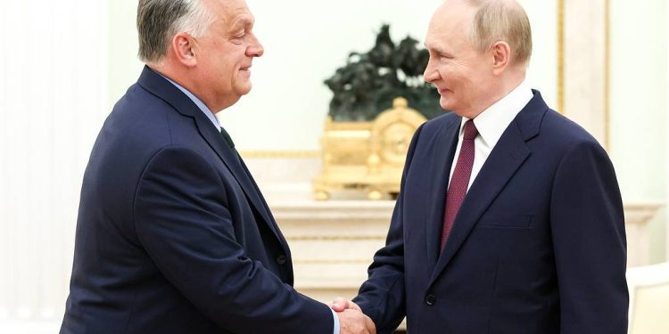 Završio dugački sastanak Orbana i Putina o Ukrajini: Čelnici EU bijesni na Orbana