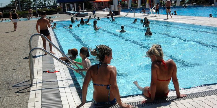 Zbog vrućina iz Grada odlučili počastiti Zagrepčane: Na ova kupališta ulaz je besplatan