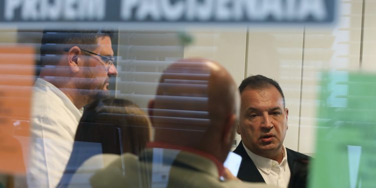 Zdravstvu prijeti novi veliki kolaps: Nitko ne vidi što se u Beroševu resoru zapravo događa